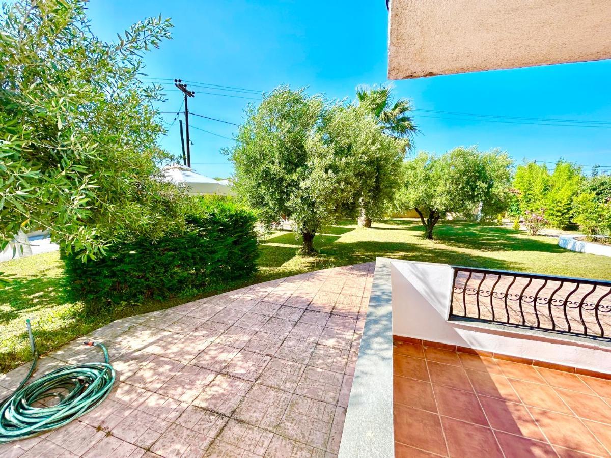 Afitos Villa Kristy Exterior photo